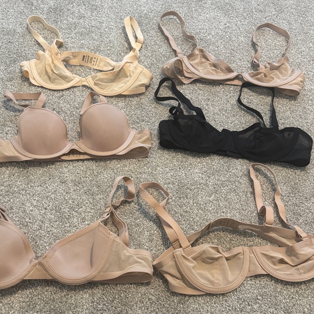 CUUP Bras NWOT EUC Set 30A
